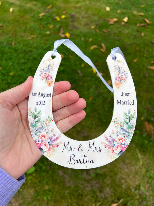 Wedding Day Gift, Horseshoe Gift, Mr & Mrs Gift, Mr and Mrs Gift, Personalised Wedding Day Gift, Wedding Day Present, Unique Wedding Gift