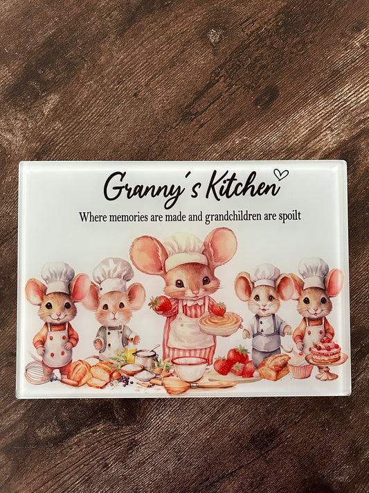 Mouse Chopping Board, Grannys Kitchen Chopping Board, Gift For Nanny, Mothers Day Gift, Personalised Nanny Gift, Nannys Kitchen Board