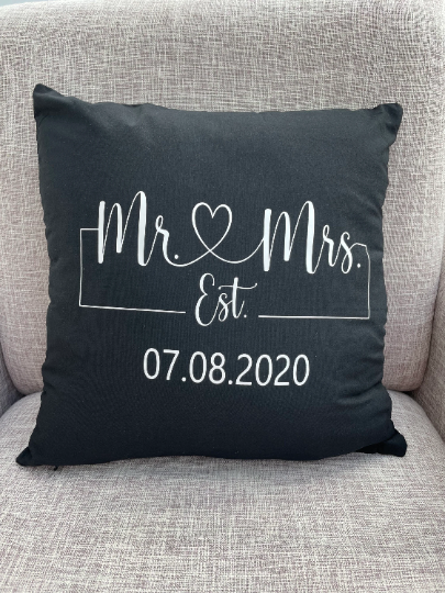 Wedding Day Cushion, Wedding Day Gift, Cushion Wedding Day Gift, Mr & Mrs Gift
