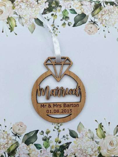 Wedding Gift, Wood Wedding Gift, Married Ornament, Married Ornament Gift